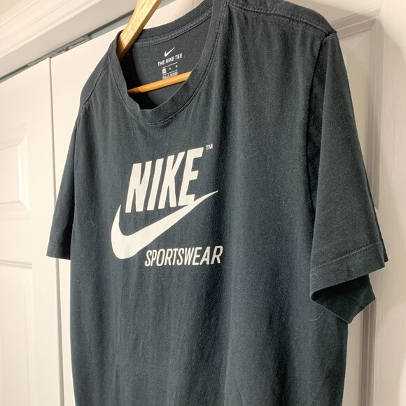Nike Men’s Black Graphic T-Shirt – XL - Picture 4 of 10
